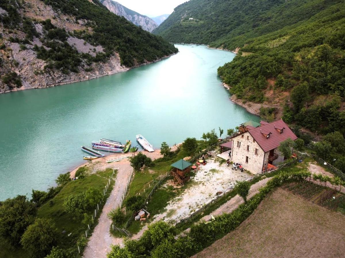 Hotel Aprripe Guri Firza Exterior foto