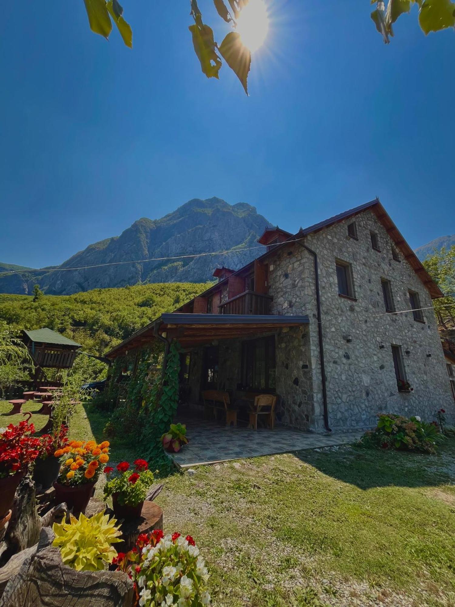 Hotel Aprripe Guri Firza Exterior foto